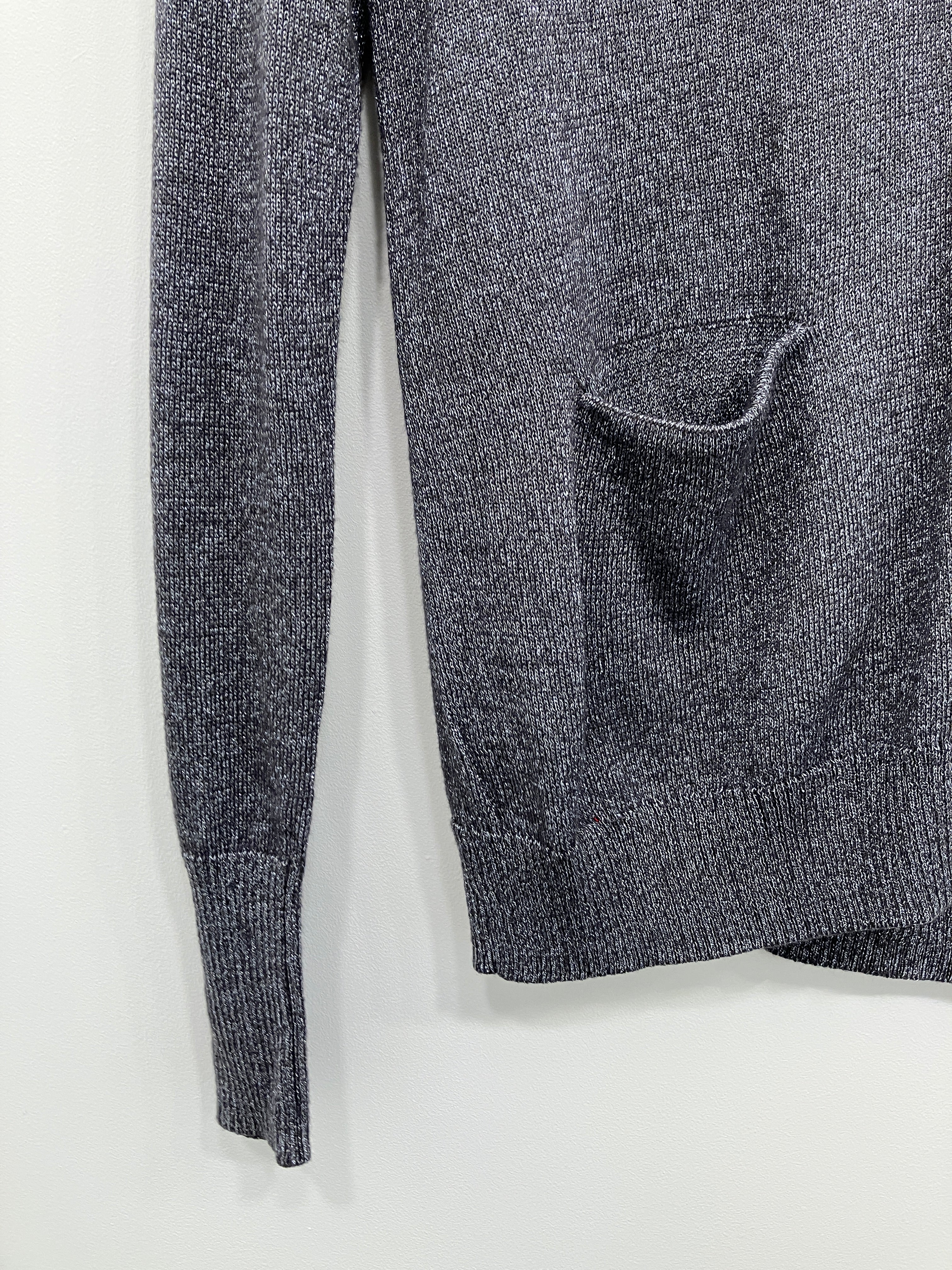 Vila Cardigan